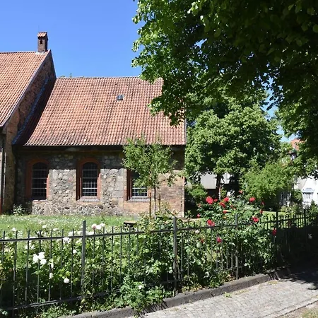 Fewo1846 - Altes Steuermannhaus - Uriges Reihenhaus Mit 2 Schlafzimmern In Der Altstadt פלאנסבורג